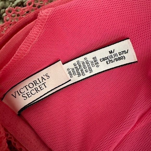 Victoria's Secret's Pink Lace Bracelet - Picture 7 of 11